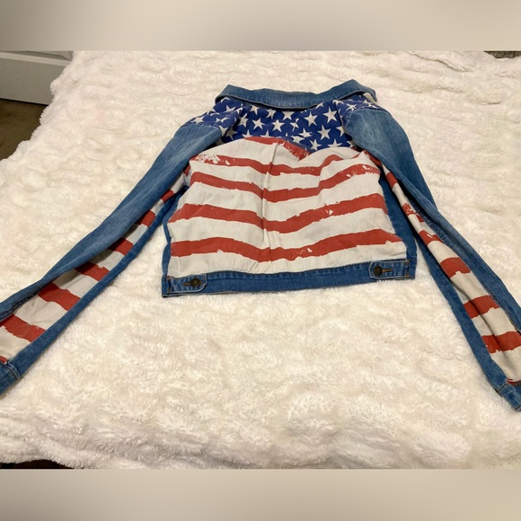 Womens’ Denim American Flag Jacket - Picture 2 of 3